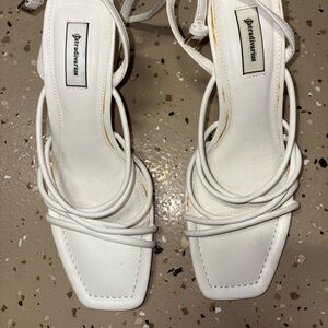 stradivarius White Minimalist Strappy Square-Toe Heels
